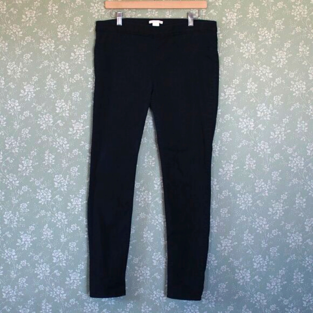 H&M | Black Pull-Up Skinny Jeans